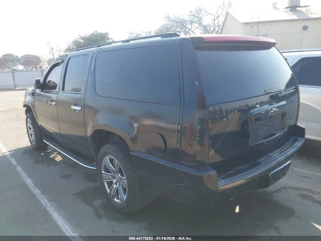 44175252 :رقم المزاد ، 1GNUCKE03AR231539 vin ، 2010 Chevrolet Suburban 1500 Ltz مزاد بيع