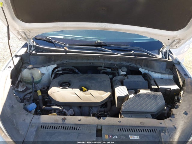 KM8J3CA49JU705948 Hyundai TUCSON SEL