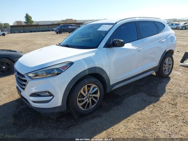 KM8J3CA49JU705948 Hyundai TUCSON SEL