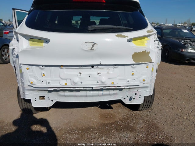 KM8J3CA49JU705948 Hyundai TUCSON SEL