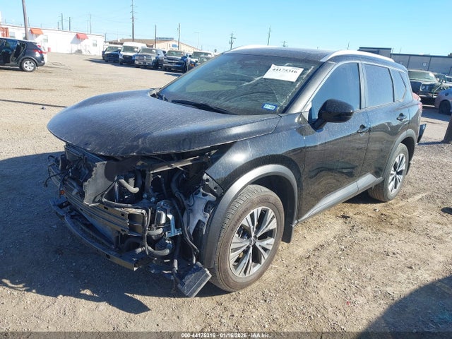 JN8BT3BA7PW419644 Nissan Rogue Sv Fwd