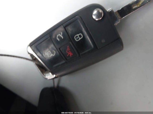 2019 VOLKSWAGEN TIGUAN 3VV2B7AX6KM097388 Photo 10