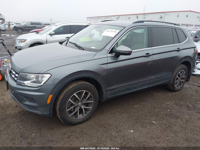 2019 VOLKSWAGEN TIGUAN 3VV2B7AX6KM097388 Photo 1
