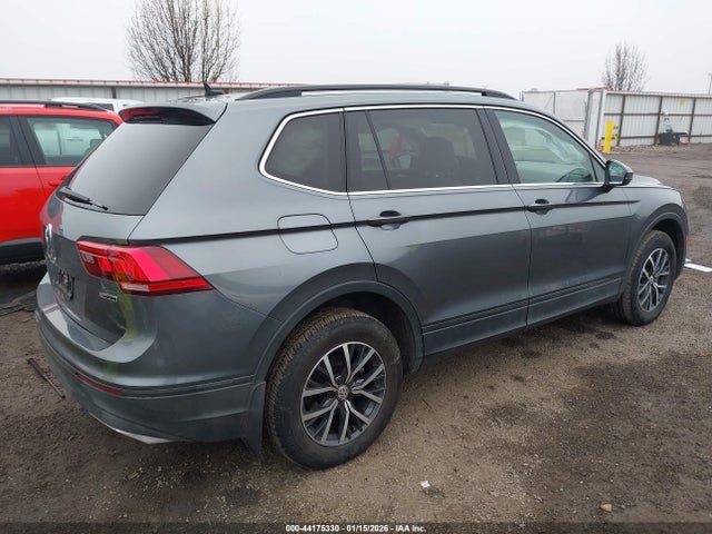2019 VOLKSWAGEN TIGUAN 3VV2B7AX6KM097388 Photo 3