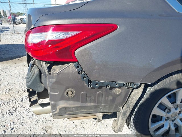 1N4AL3AP3HC141380 Nissan Altima 2.5 S