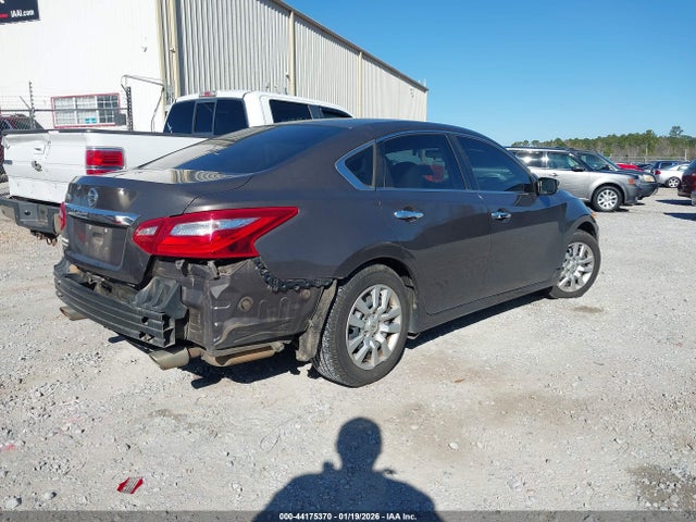 1N4AL3AP3HC141380 Nissan Altima 2.5 S