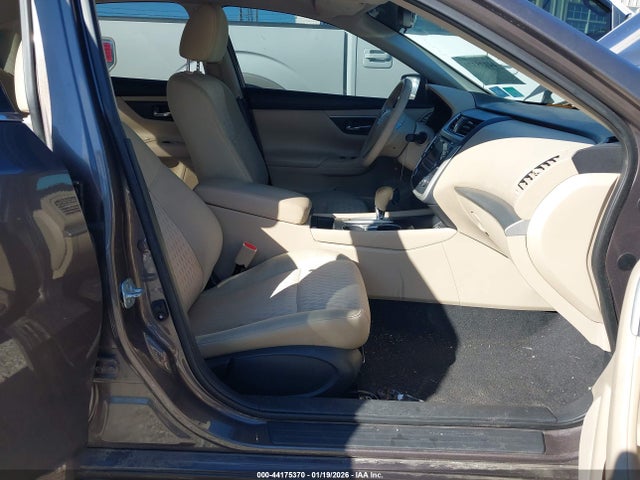 1N4AL3AP3HC141380 Nissan Altima 2.5 S