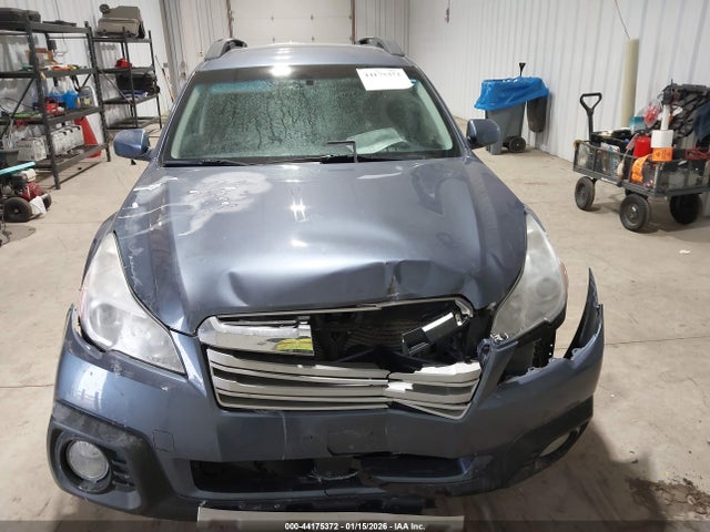 Subaru Outback 2.5i Premium 2014 4S4BRCCC7E3324845 Image 12