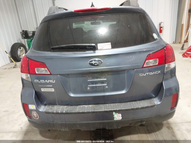 Subaru Outback 2.5i Premium 2014 4S4BRCCC7E3324845 Image 16