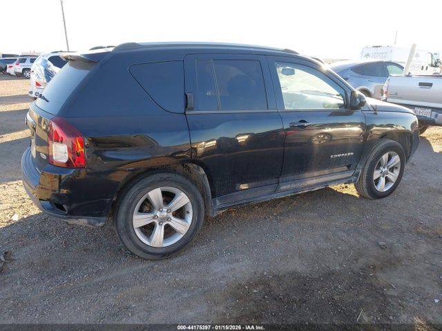 2014 JEEP COMPASS 1C4NJDEB5ED579944 Photo 3