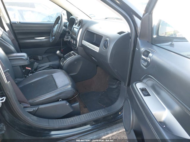 2014 JEEP COMPASS 1C4NJDEB5ED579944 Photo 4