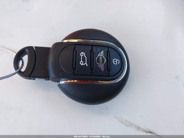 2016 MINI HARDTOP WMWXU1C5XG2D09957 Photo 10