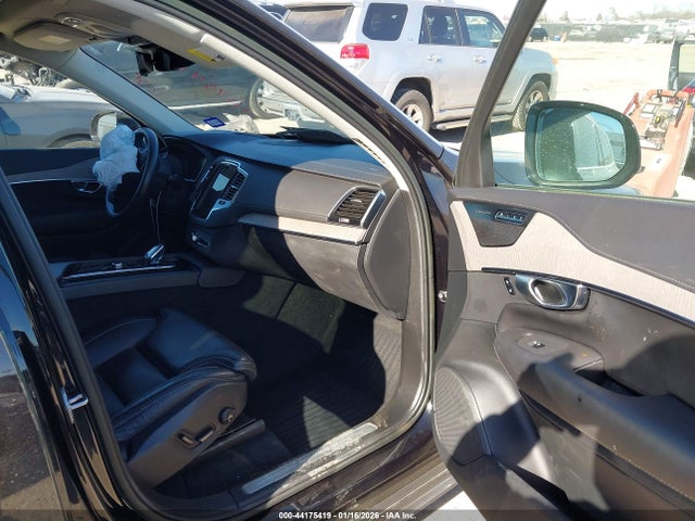 2022 VOLVO XC90 RECHARGE PLUG-IN HYBRID YV4H60CL9N1850599 Photo 4