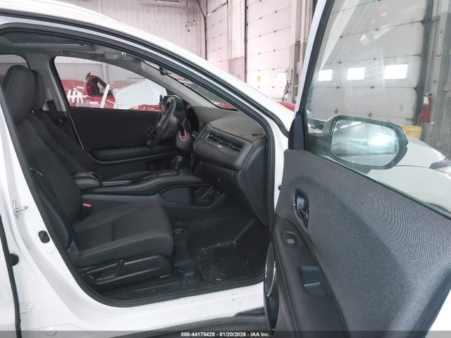 3CZRU6H54NM747257 Honda Hr-v Awd Ex