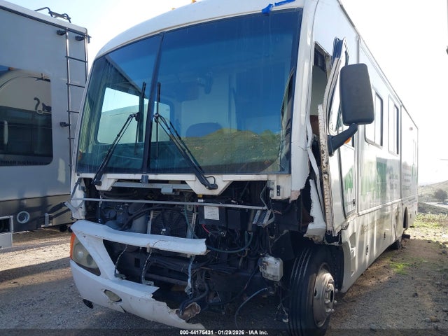 2004 Workhorse Custom Chassis Motorhome Chassis W22 მანქანა იყიდება აუქციონზე, vin: 5B4MP67G943386365, აუქციონის ნომერი: 44175431