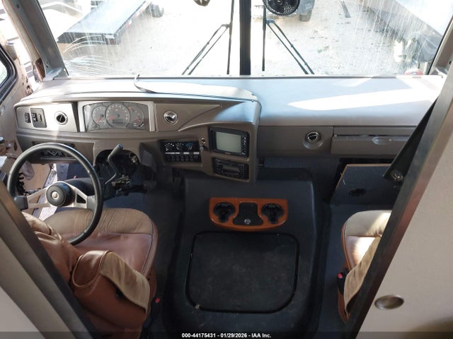 2004 Workhorse Custom Chassis Motorhome Chassis W22 მანქანა იყიდება აუქციონზე, vin: 5B4MP67G943386365, აუქციონის ნომერი: 44175431