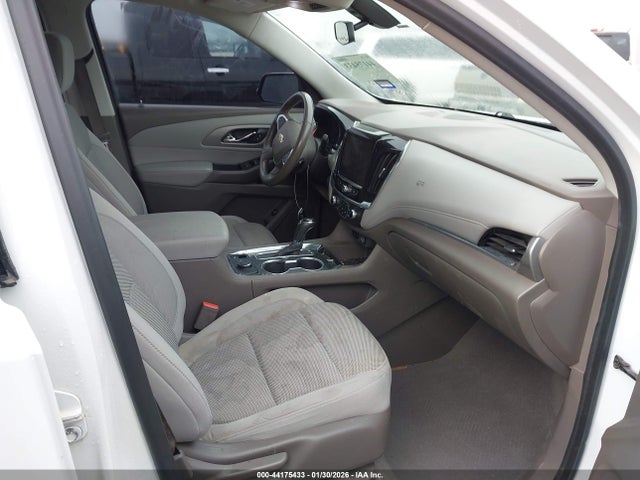 1GNERGKW9LJ162124 Chevrolet Traverse Lt Cloth