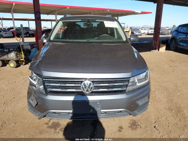 3VV3B7AX3MM081124 Volkswagen Tiguan 2.0t Se/2.0t Se R-line Black/2.0t Sel