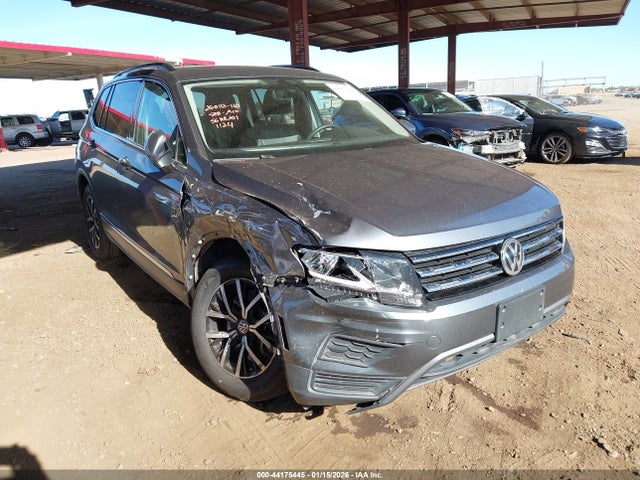 3VV3B7AX3MM081124 Volkswagen Tiguan 2.0t Se/2.0t Se R-line Black/2.0t Sel