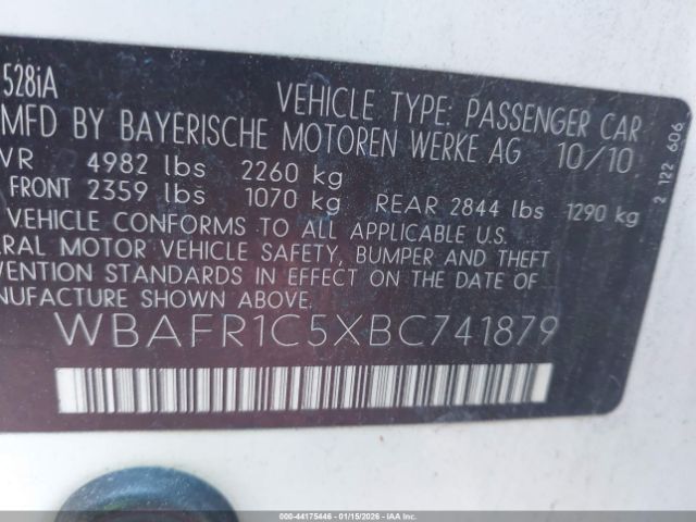 2011 BMW 528I WBAFR1C5XBC741879 Photo 8