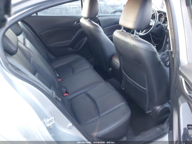 3MZBN1V71HM138108 Mazda Mazda3 Touring