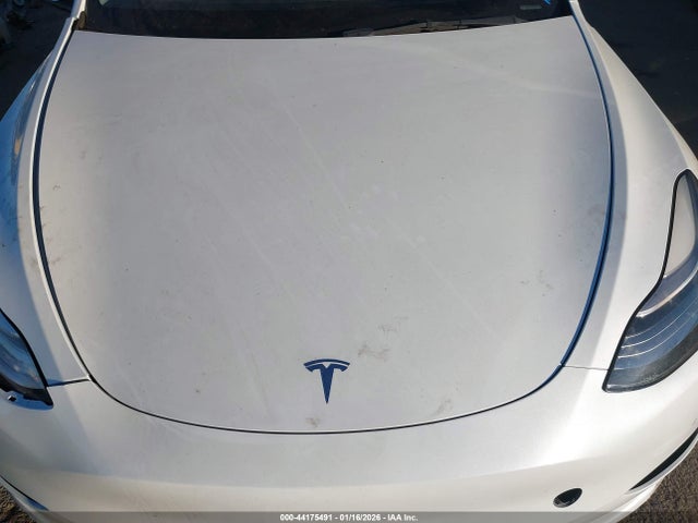 2021 TESLA MODEL Y 5YJYGDEE1MF087375 Photo 9