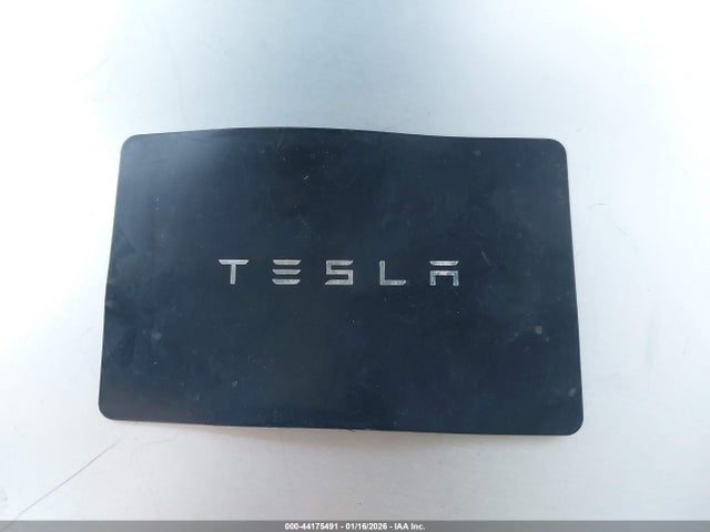 2021 TESLA MODEL Y 5YJYGDEE1MF087375 Photo 10