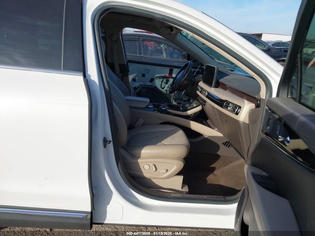 2021 LINCOLN NAUTILUS 2LMPJ6K97MBL03579 Photo 4