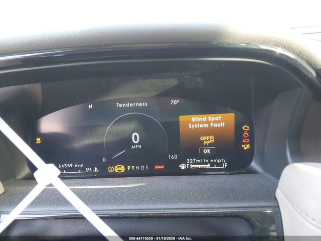 2021 LINCOLN NAUTILUS 2LMPJ6K97MBL03579 Photo 6