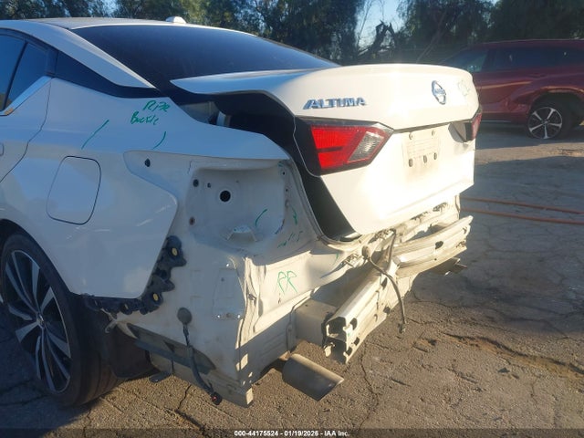 1N4BL4CV7NN334220 Nissan Altima Sr Fwd