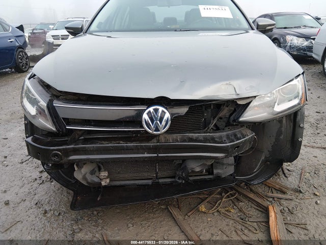 Aukcja sprzedaży 2013 Volkswagen Jetta Hybrid Sel Premium, vin: 3VW637AJ4DM298053, numer aukcji: 44175533