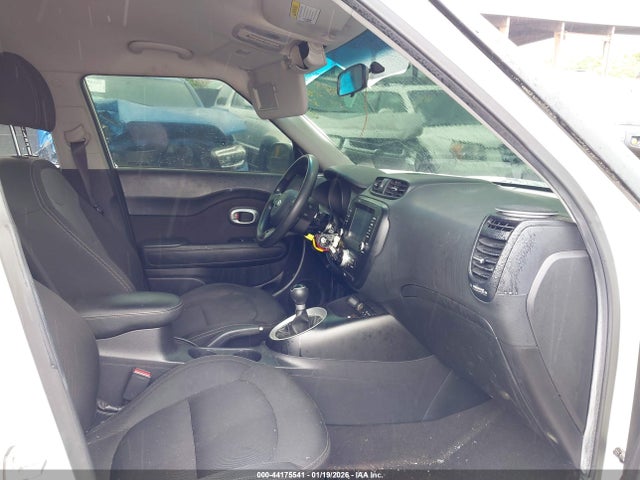 KNDJP3A54J7529861 KIA SOUL +