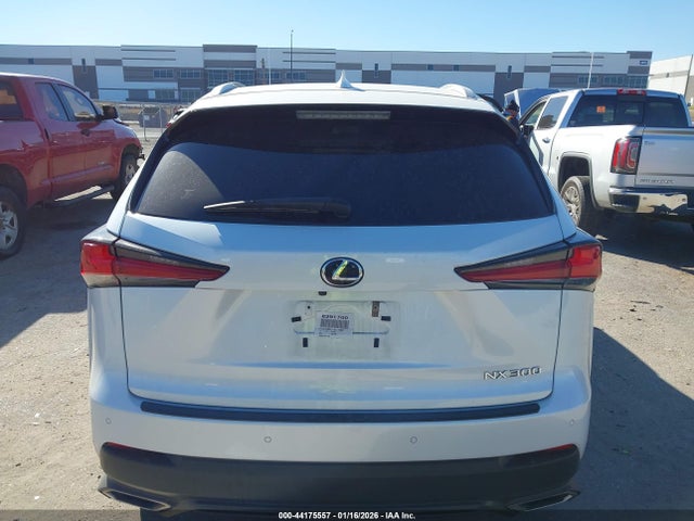 2018 Lexus Nx 300 მანქანა იყიდება აუქციონზე, vin: JTJYARBZ7J2111406, აუქციონის ნომერი: 44175557