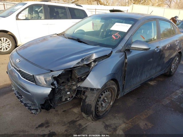 KIA RIO S 2019 3KPA24AB2KE166326 Image 2