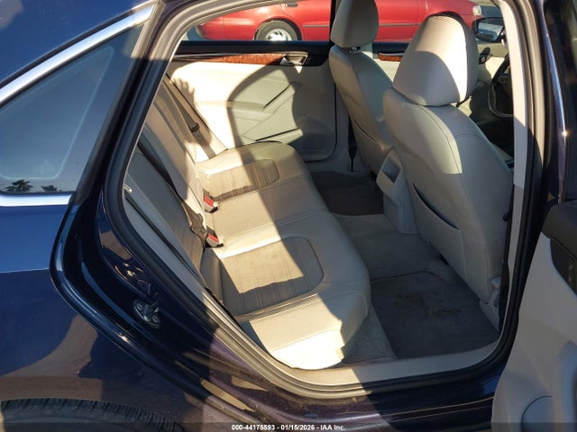 Aukcja sprzedaży 2012 Volkswagen Passat 2.5l Sel, vin: 1VWCP7A37CC039324, numer aukcji: 44175593