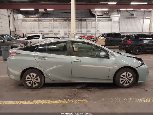 JTDKBRFU3J3601257 Toyota Prius
