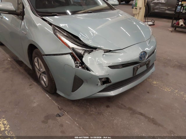 JTDKBRFU3J3601257 Toyota Prius