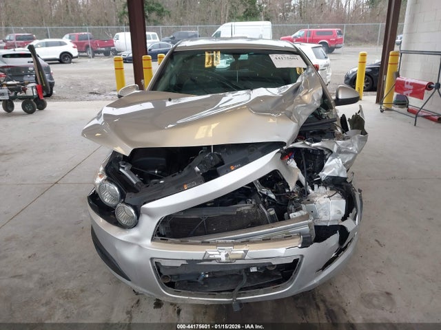 1G1JA6SG4F4215387 Chevrolet Sonic Ls Auto
