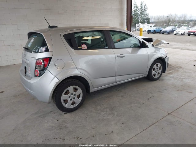 1G1JA6SG4F4215387 Chevrolet Sonic Ls Auto