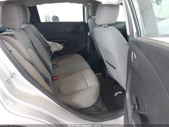 1G1JA6SG4F4215387 Chevrolet Sonic Ls Auto
