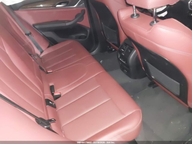 2022 BMW X3 5UX53DP07N9J79844 Photo 7