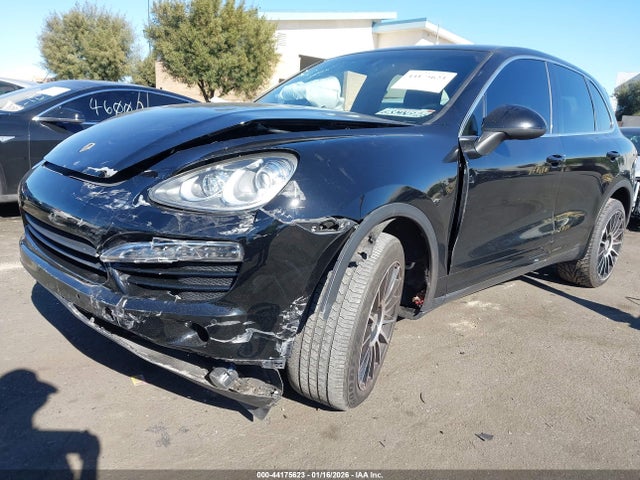 2012 PORSCHE CAYENNE WP1AA2A25CLA00543 Photo 1
