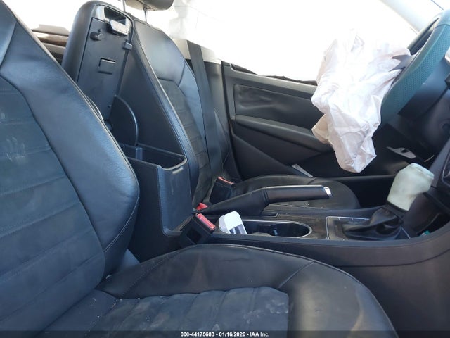 Продажа на аукционе авто 2014 Volkswagen Passat 2.0l Tdi Sel Premium, vin: 1VWCN7A35EC003575, номер лота: 44175683