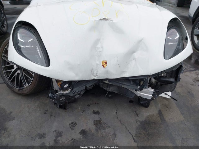 Продажа на аукционе авто 2025 Porsche Macan T, vin: WP1AA2A57SLB04590, номер лота: 44175684