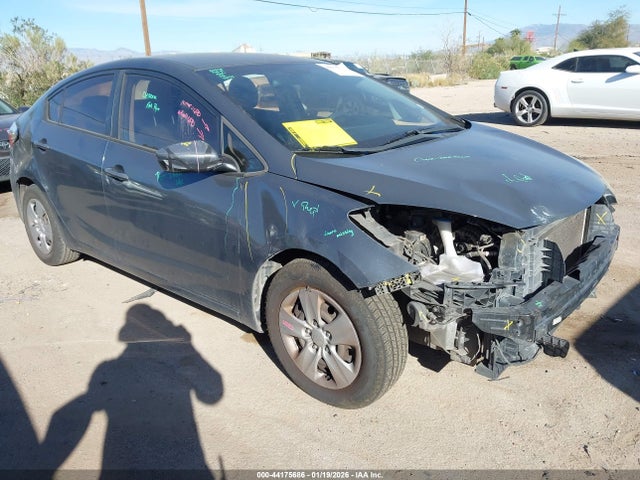 2016 KIA FORTE KNAFK4A68G5555030