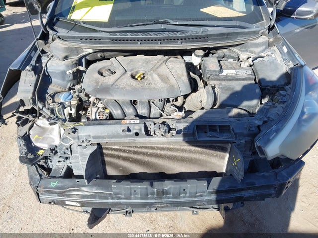 2016 KIA FORTE KNAFK4A68G5555030 Photo 9