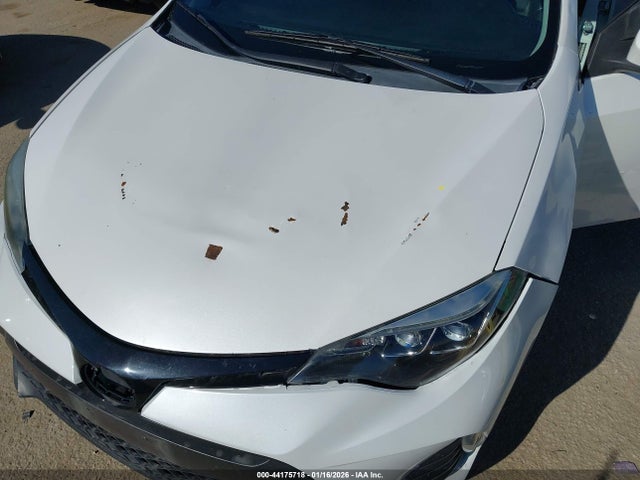 5YFBURHE3JP785543 Toyota COROLLA SE