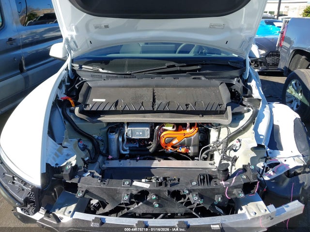 2026 TESLA MODEL Y 7SAYGDED5TF392550 Photo 9