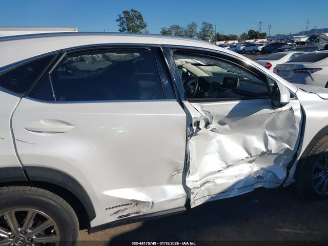 JTJBJRBZXK2103176 Lexus NX 300H