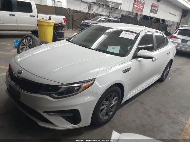 KIA Optima Lx 2020 5XXGT4L36LG428015 Image 2